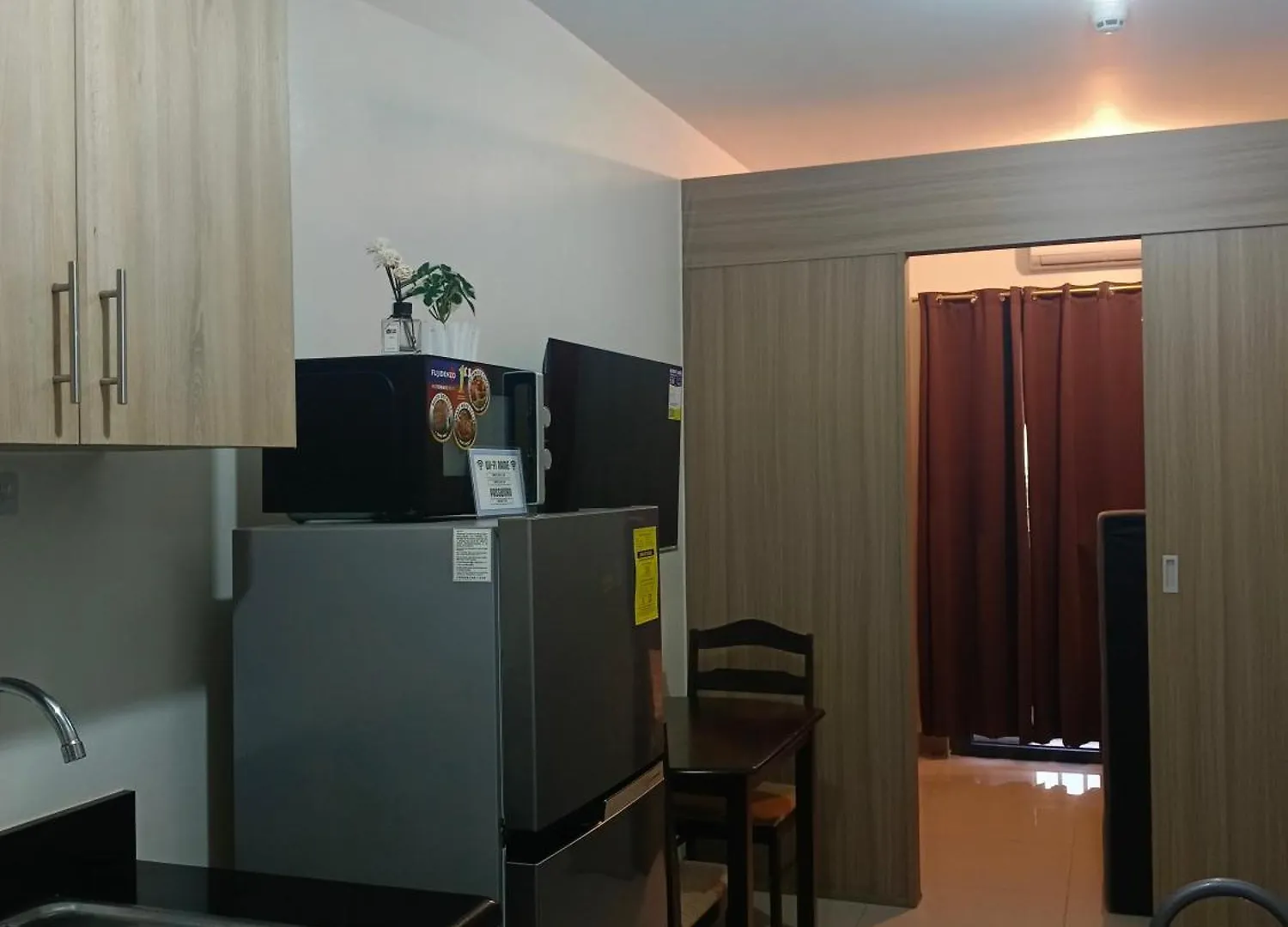 Shore 2 Residences By Askrentals Manila