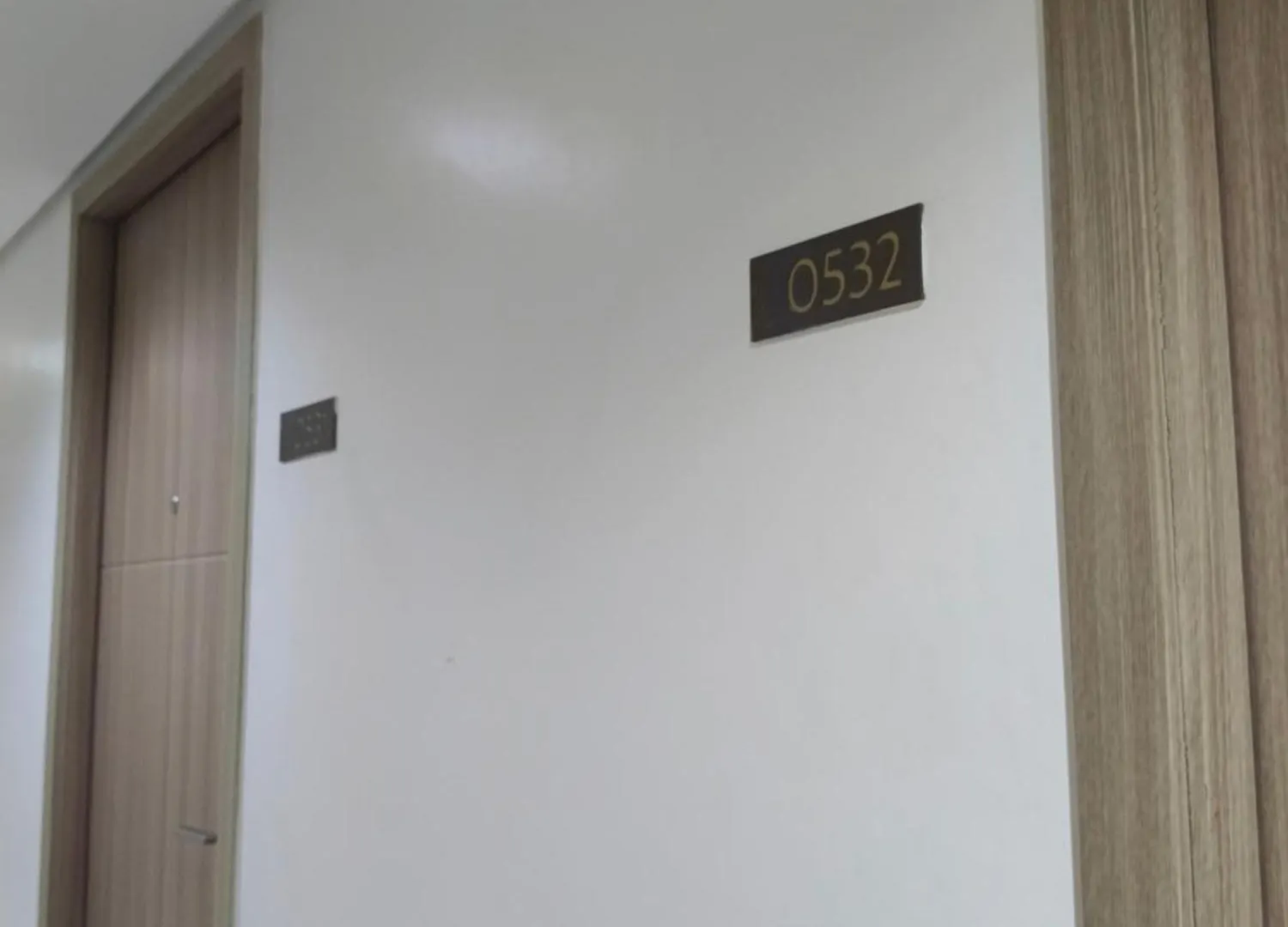 Shore 2 Residences By Askrentals Manila